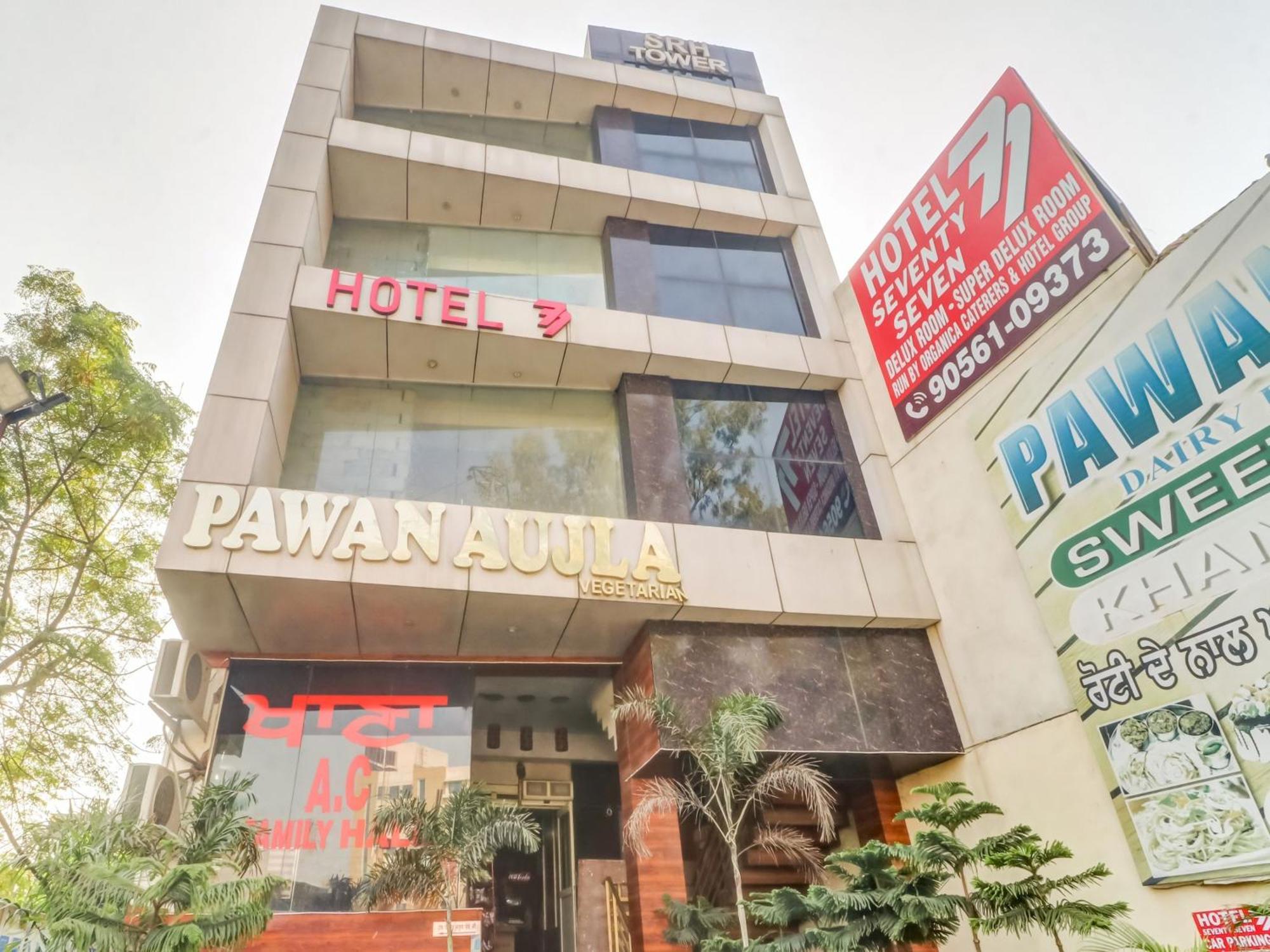 Townhouse Hotel Ludhiana Exterior photo