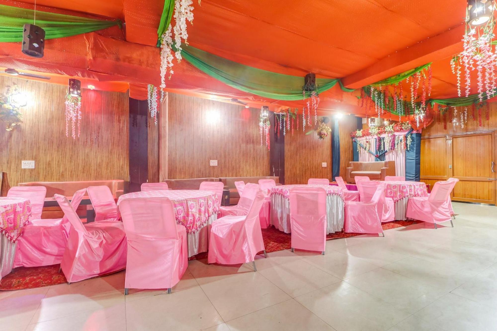 Townhouse Hotel Ludhiana Exterior photo